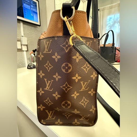 Authentic Louis Vuitton on my side handbag EUC - Picture 3 of 8